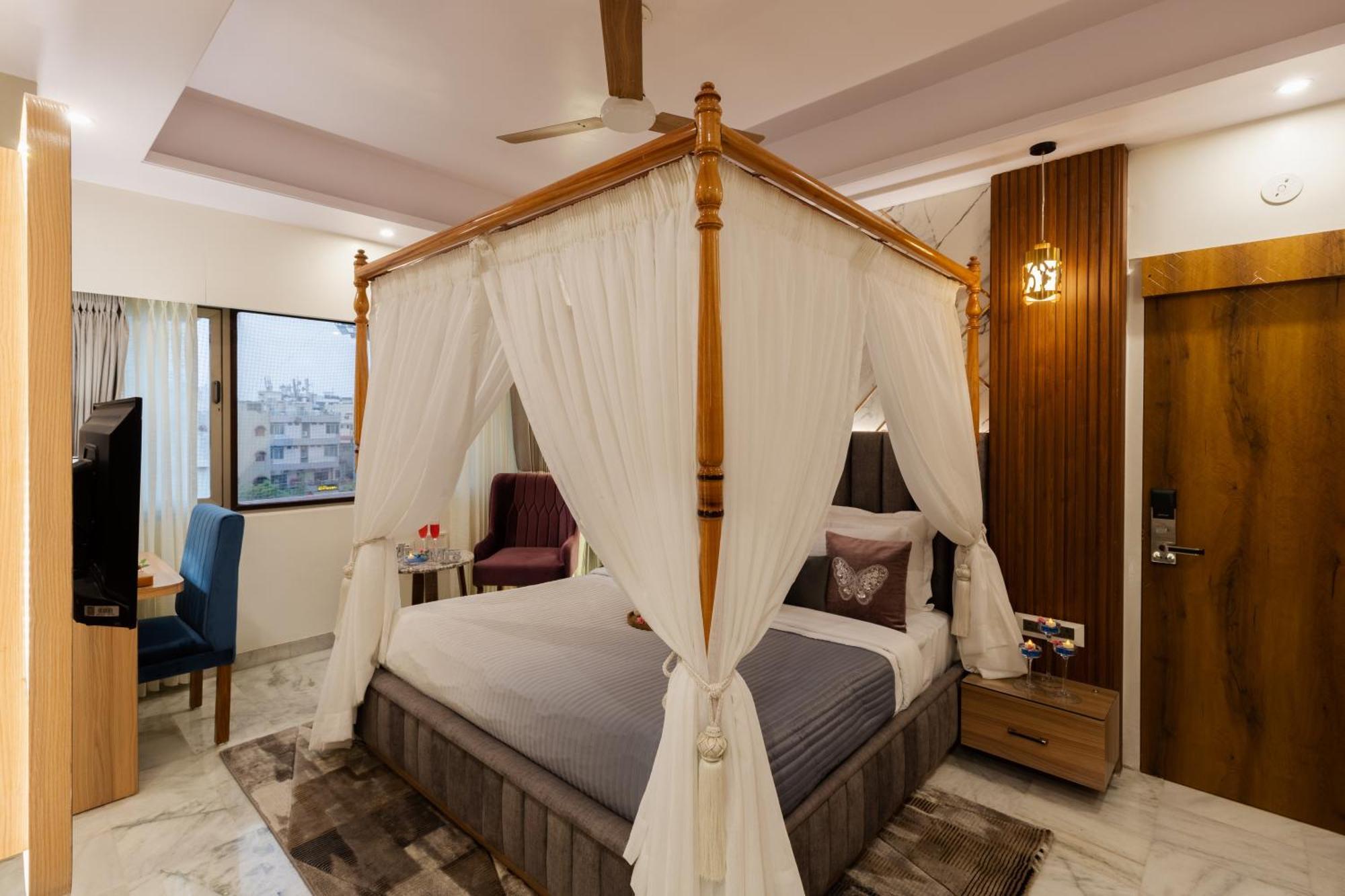 Sarang Palace - A Luxury Boutique Hotel Jaipur Luaran gambar